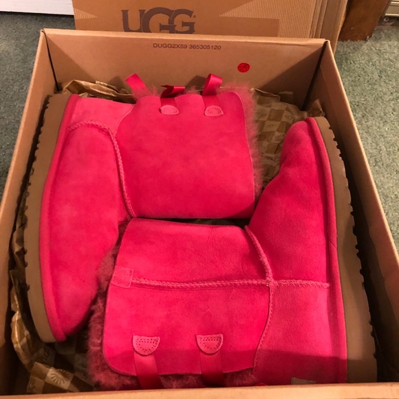Bailey bow uggs - Picture 4 of 8